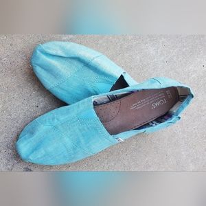 TOMS